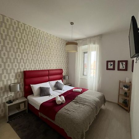 Apartment Arena Пула Екстериор снимка