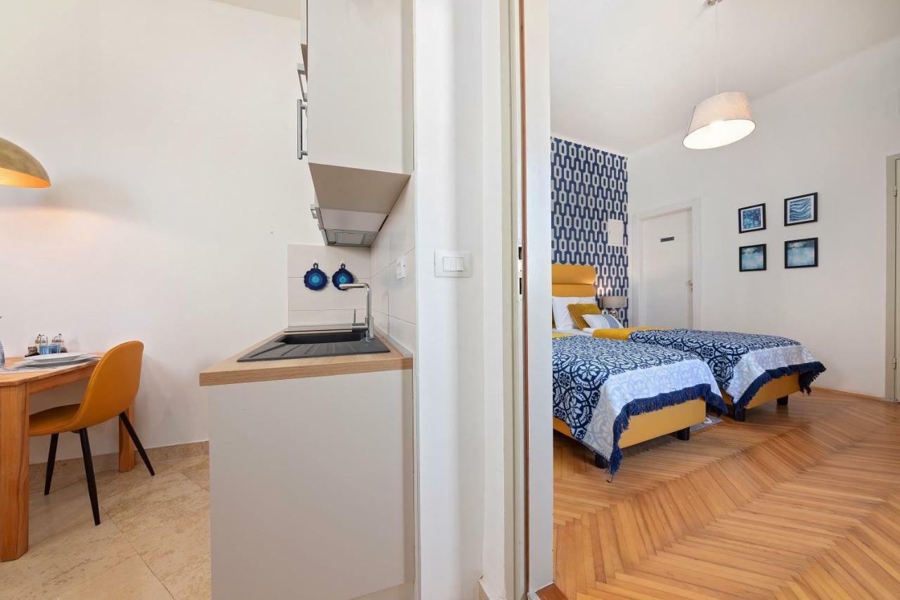 Apartment Arena Пула Екстериор снимка